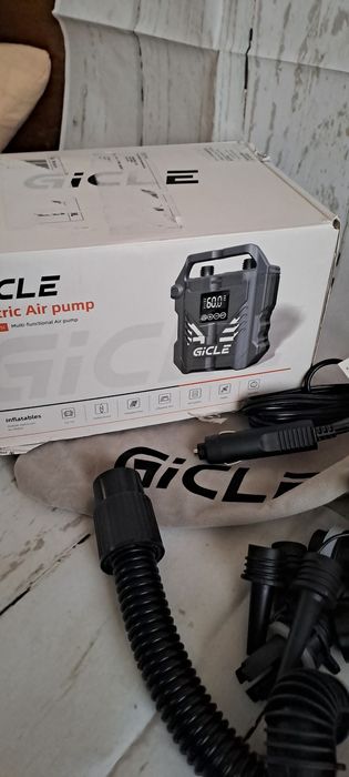 Електричний насос для сапборду Gicle, акумуляторний, 60 Psi
