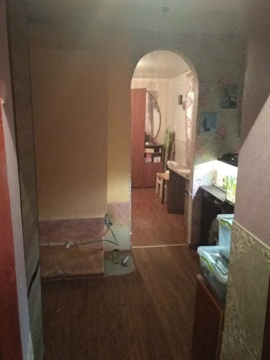 Продам частину будинку квартирного типу без зручностей