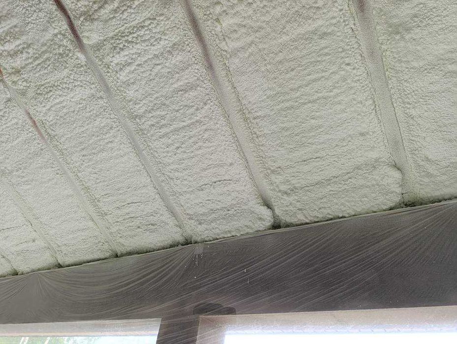 Od 55 zł Ocieplenia pianką PUR, Piana, izolacja poddasza - wieszaki