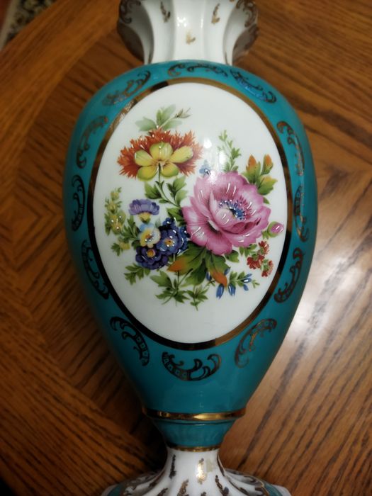 Hand-painted Canfura
