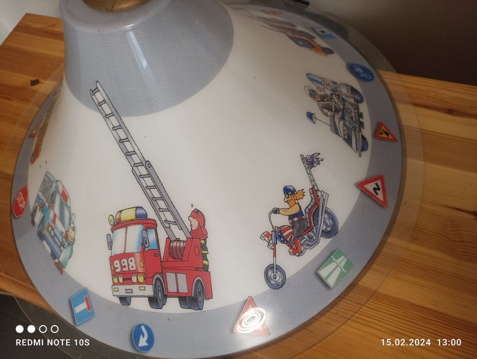 Żyrandol do pokoju dziecięcego