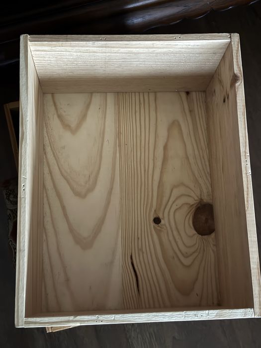 Drewniane skrzynki po winie z Francji