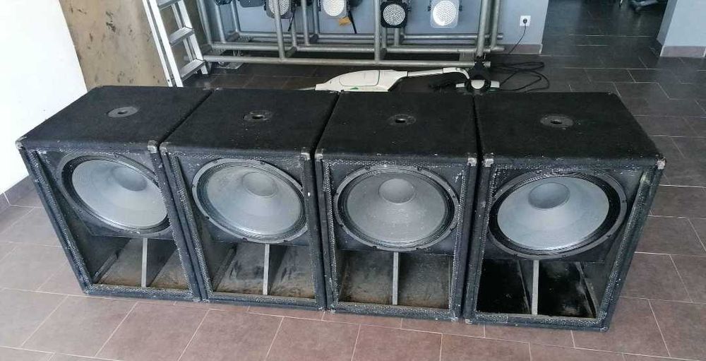 Vendo ou troco graves simples por duplos