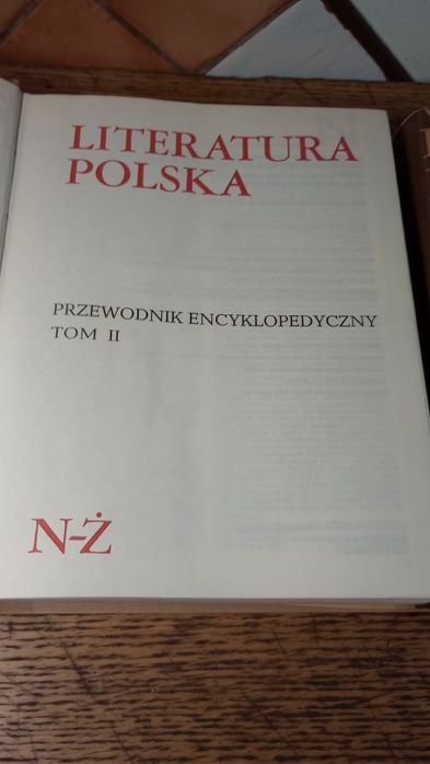 Literatura polska. Przewodnik encyklopedyczny.