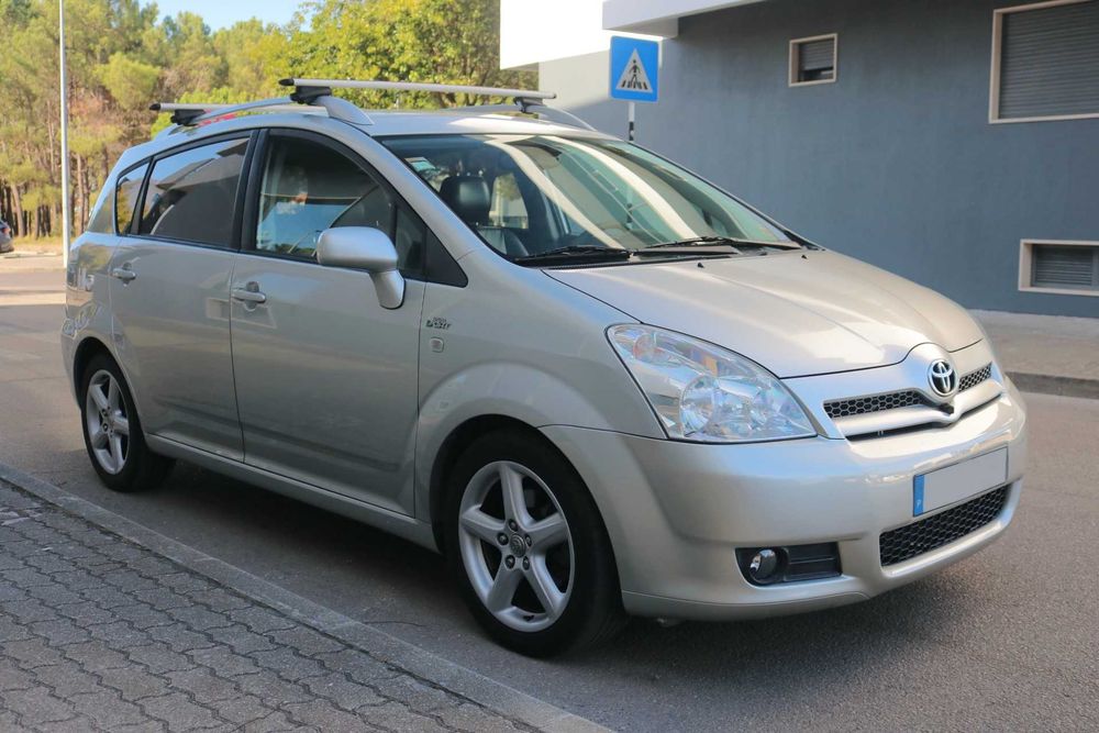 Toyota Corolla Verso 2.2 D-4D  177cv - Nacional - 2006 - 7 Lugares