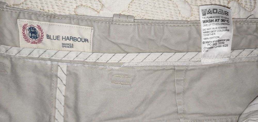 Стильные мужские брендовые шорты Blue Harbour от Marks & Spencer.