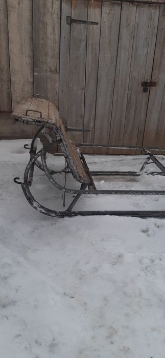 Санки металеві кінні