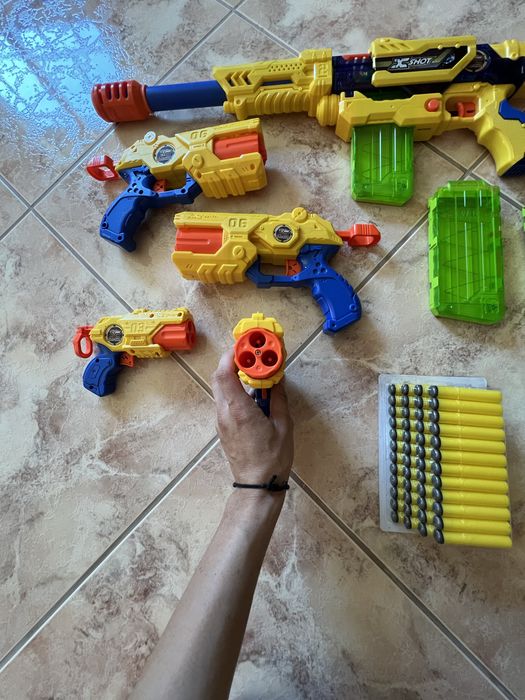 pistolas de brincar da marca X shot
