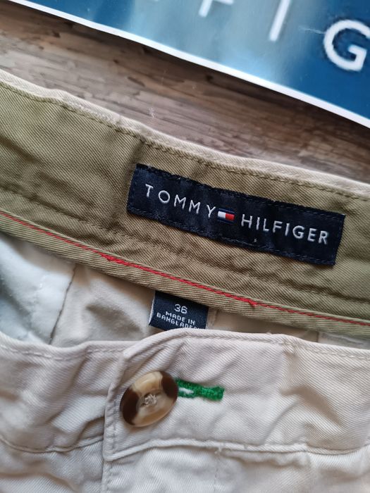 Брендові шорти  Tommy Hilfiger .  Р 48