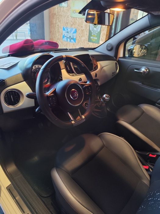 Fiat 500 1.0 Hybrid Sport com teto panorâmico Eletrico