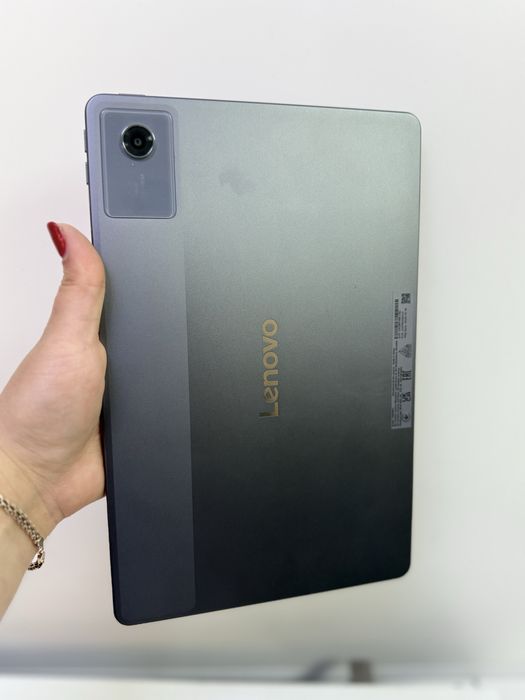 Планшет Lenovo Tab 8 8/128gb (на гарантии)