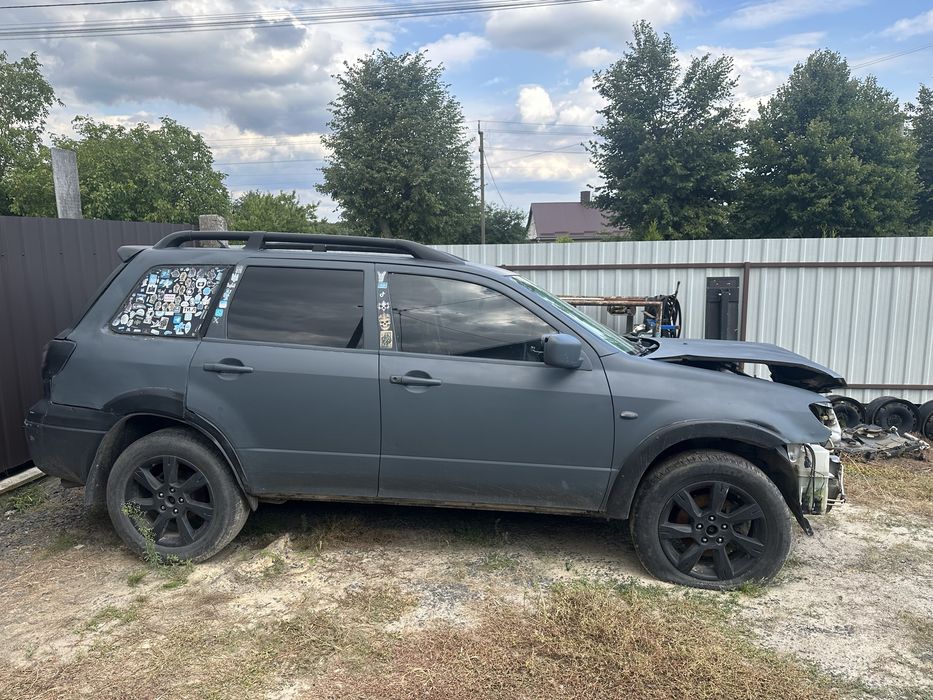 Miцубісі аутлендер 2006 р 2.4 автомат