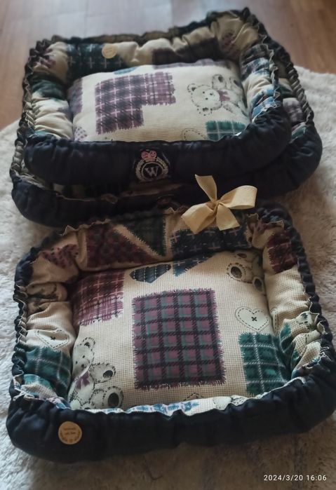 Лежаночки для домашніх улюбленців