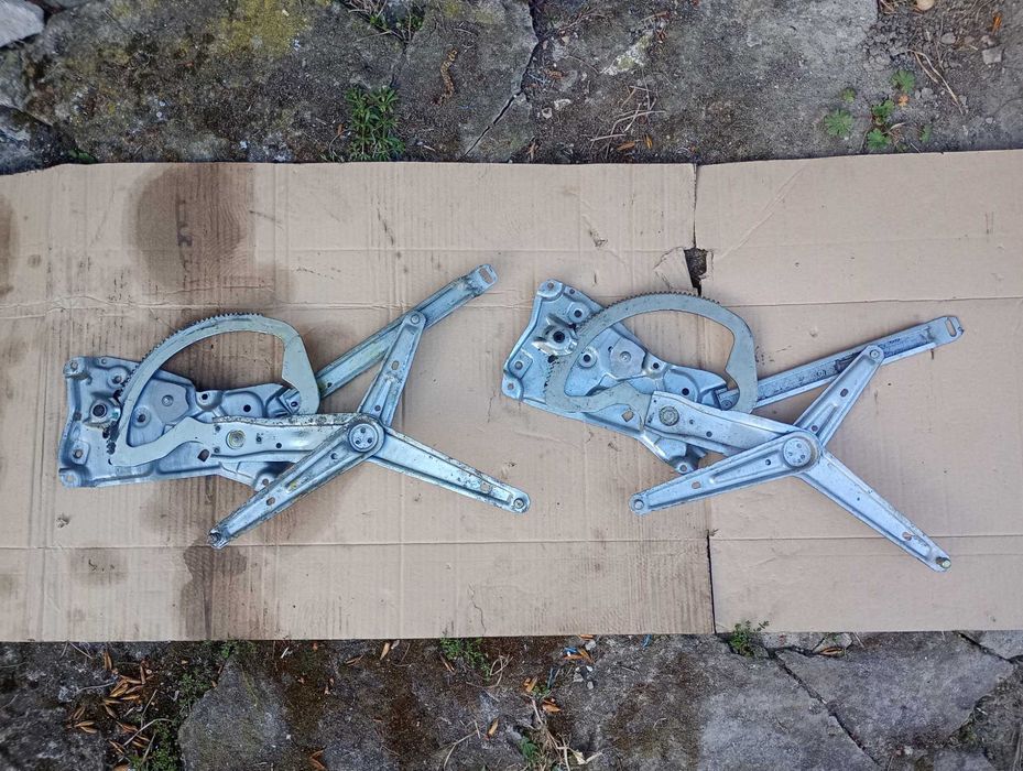 Mechanizm elektrycznej szyby drzwi prawych pasażera BMW E36