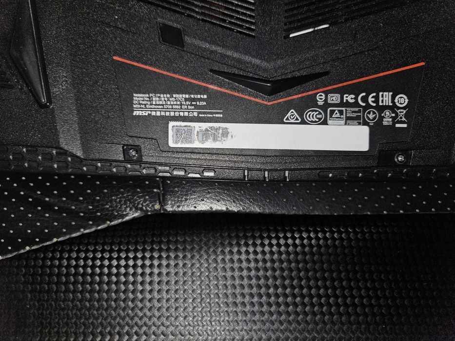 Portátil MSI 17.3" GE73 Raider RGB 8RE-477XPT