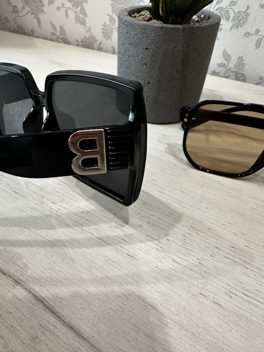 Окуляри жіночі ( нові)