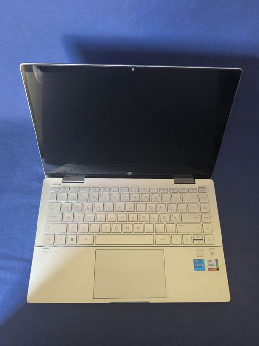 PC Portatil HP Pavilion x360 14-ek0001np