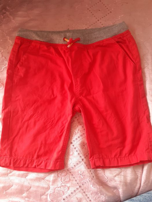 Red Shorts for Ages 13–14
