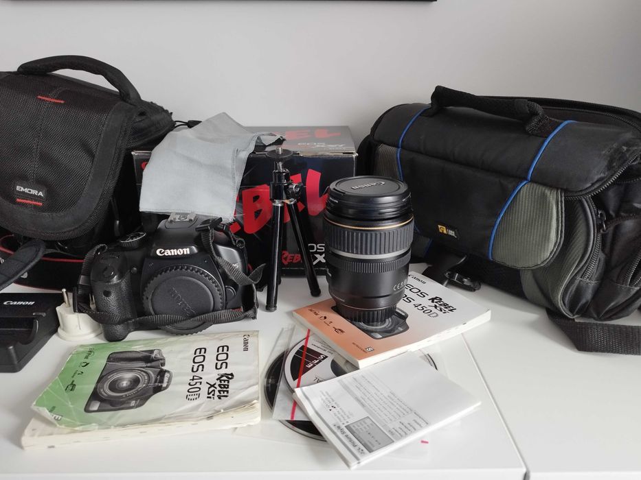 Canon EOS Rebel XSi / 450D