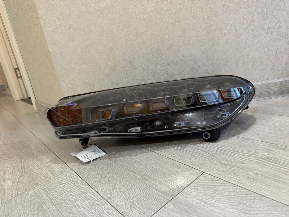 Фара левая Lucid Air 22,23,24,25 ОЕМ