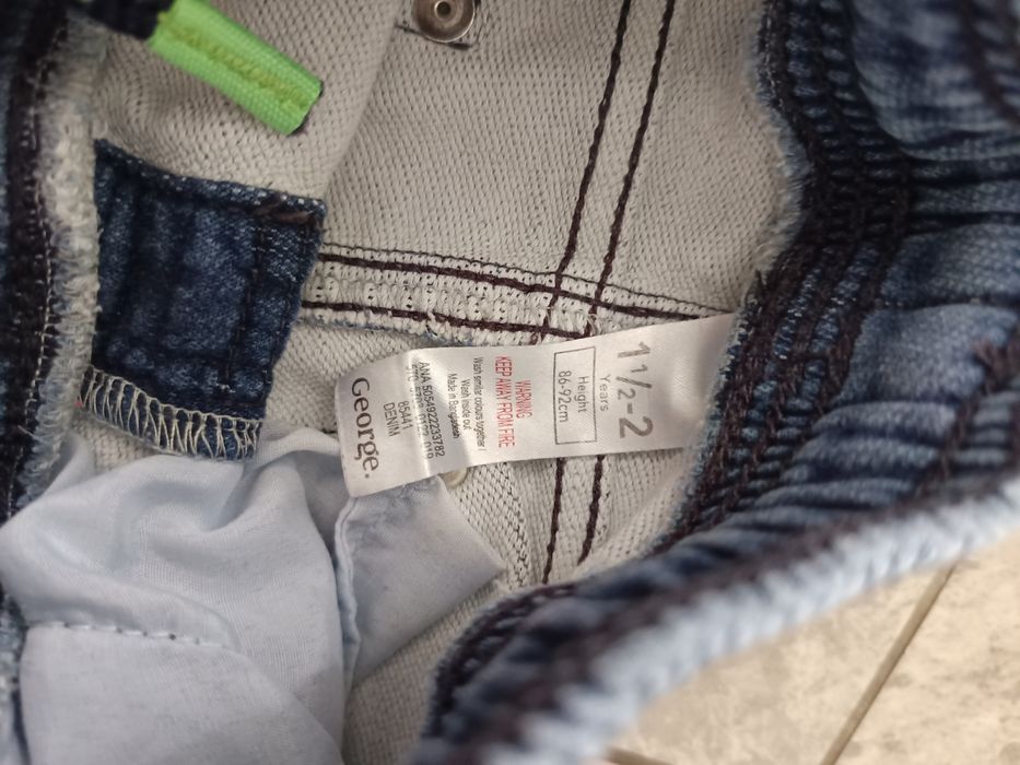 Miękkie jeansy joggery George