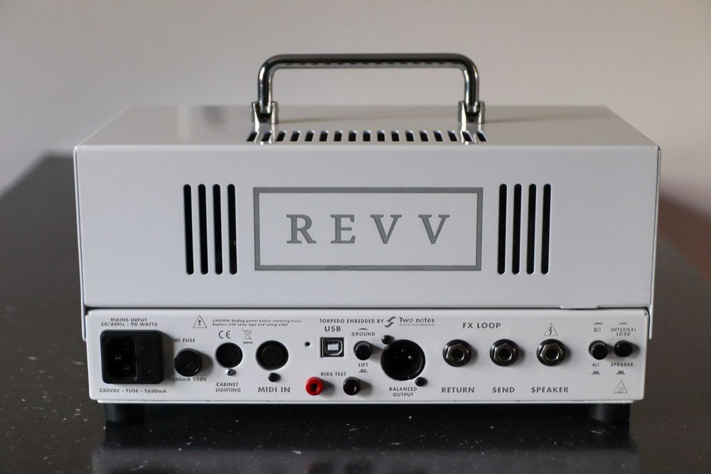 REVV D20 – Amplificador Valvulado 20W com Two Notes
