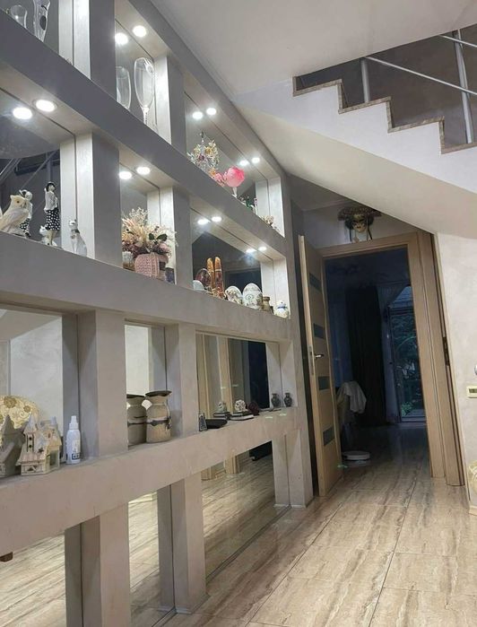 Продам коттедж возле моря ЛД