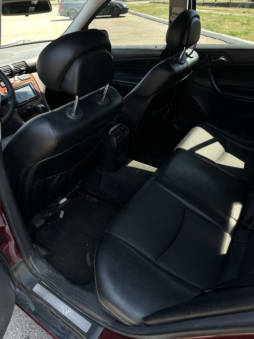 MERCEDES - BENZ w203 c180