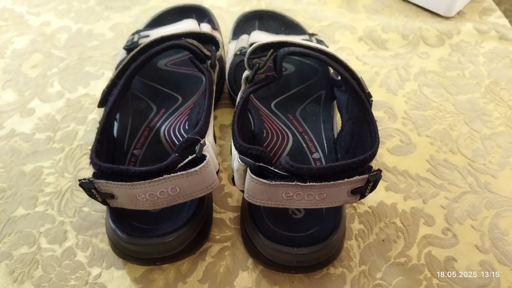Сандалі жіночі Ecco