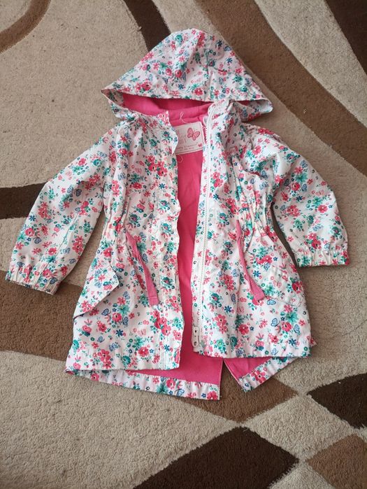 Ветровка для девочки