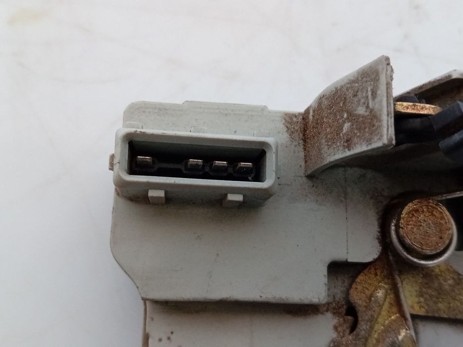 Fechadura / fecho porta trás direito PEUGEOT 206 SW (2E/K)