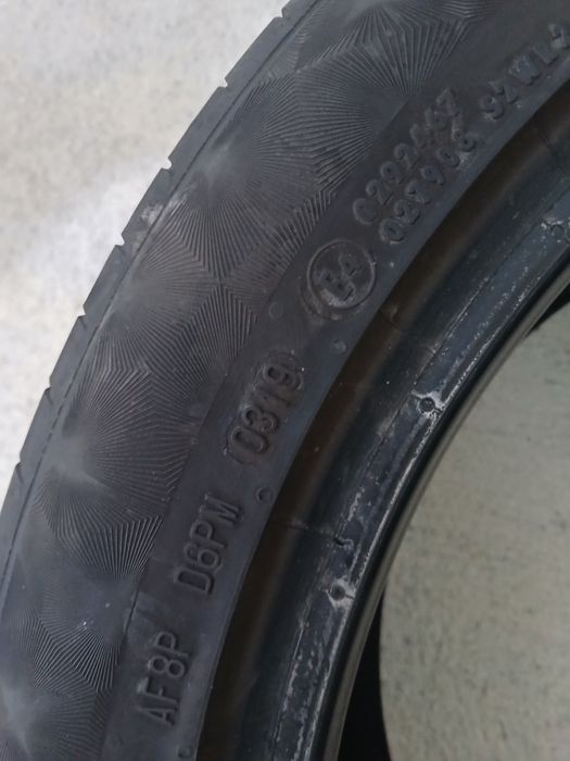 2 pneus 235 45 r17 Continental