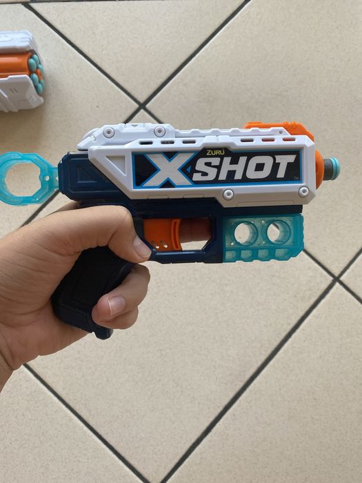 X shot toy gun 2 pistolas