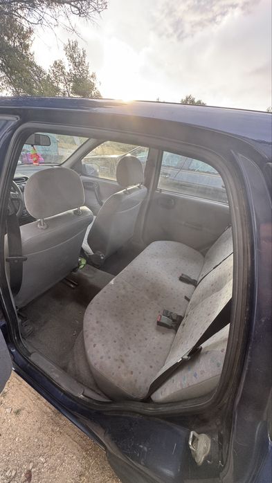 Opel Corsa a gasolina