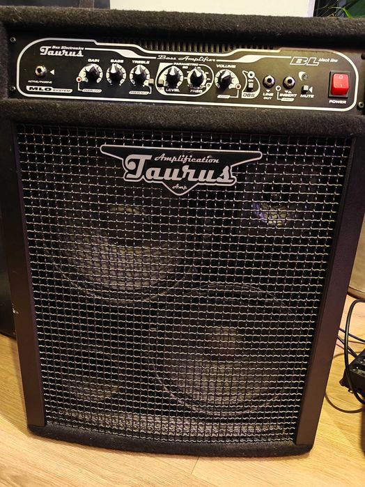 Taurus BL1010 wzmacniacz basowy combo basowe 250W
