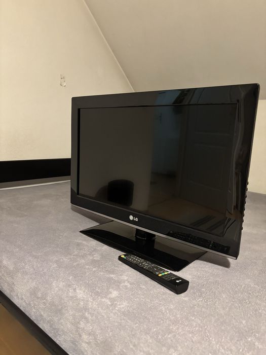 LG, telewizor 26’, super stan, bez wad model 26LK330