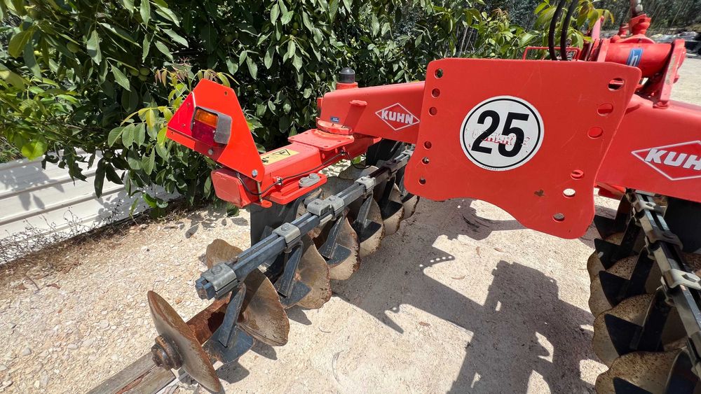 Grade de Discos KUHN DISCOVER XS 24/660 – Ano 2007