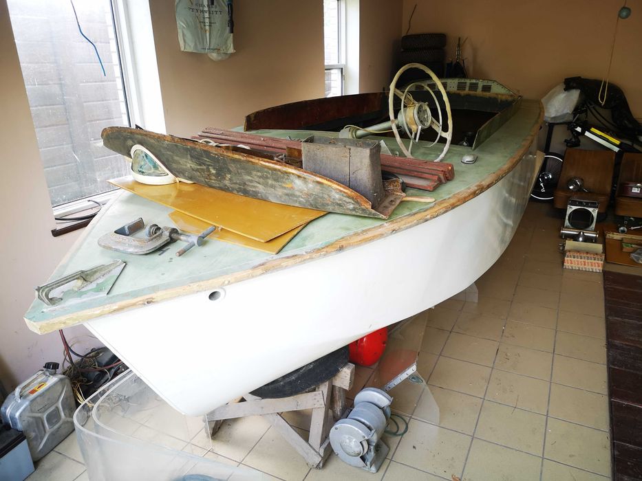 Прогулочный катер с водометом по цене казанки