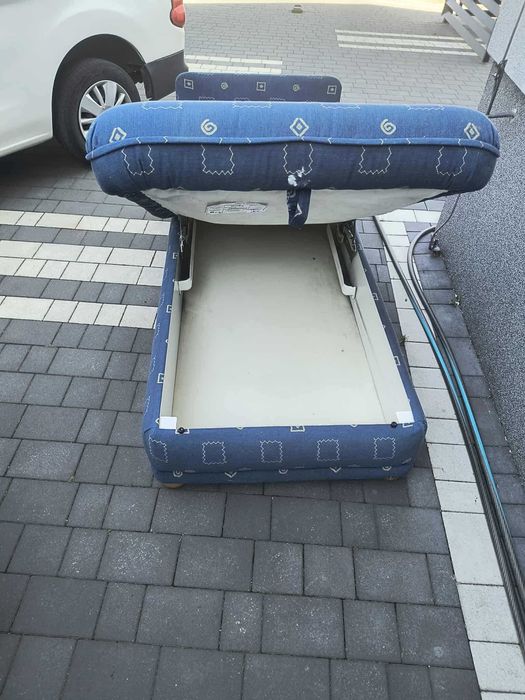 Tapczan do pokoju dziecięcego