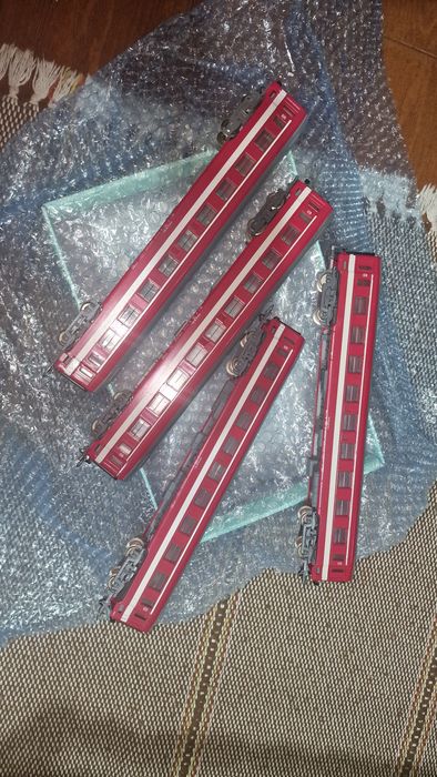 Carruagens novas rodas metal