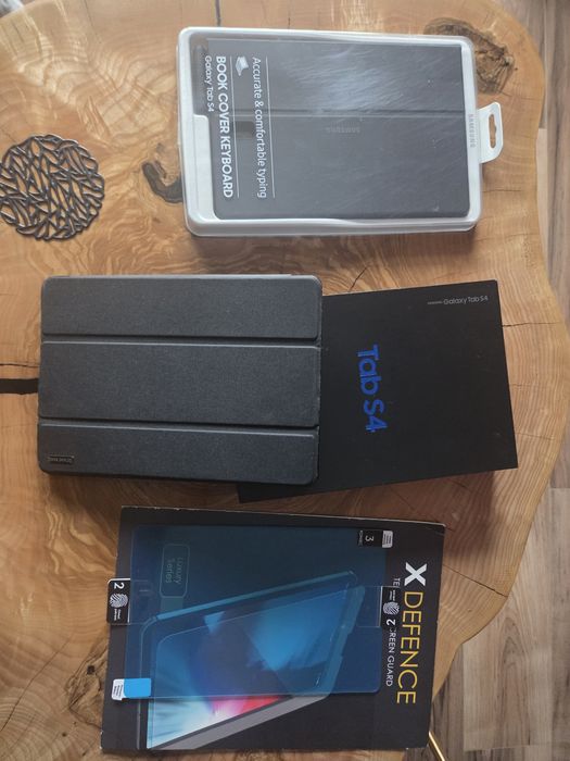 Samsung Galaxy Tab S4 cały zestaw