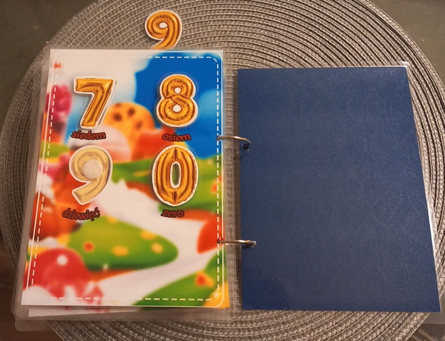 Książeczka na rzepy A5