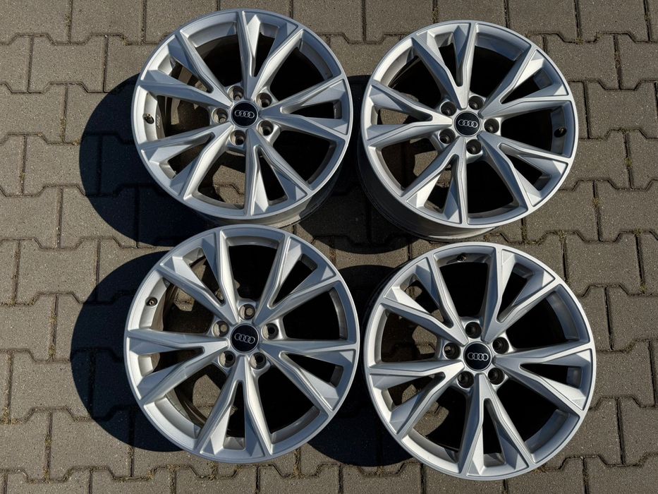 Oryginalne felgi Audi Q3 18 x 7j 5x112 ET43 piękny stan