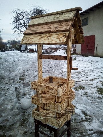 Doniczka w kształcie studni duża