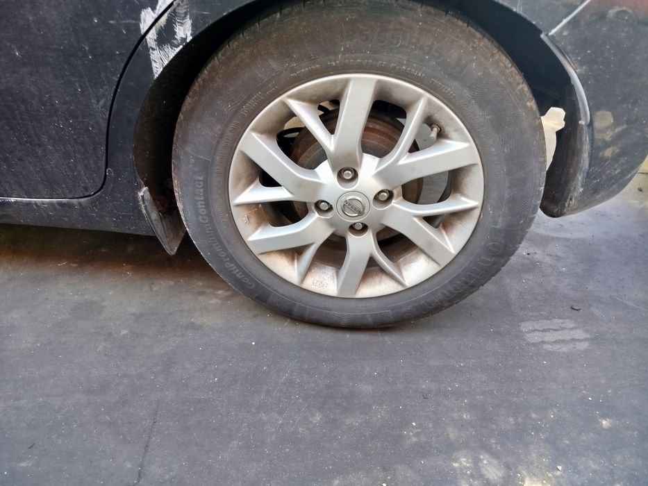 Nissan note e12 1.2