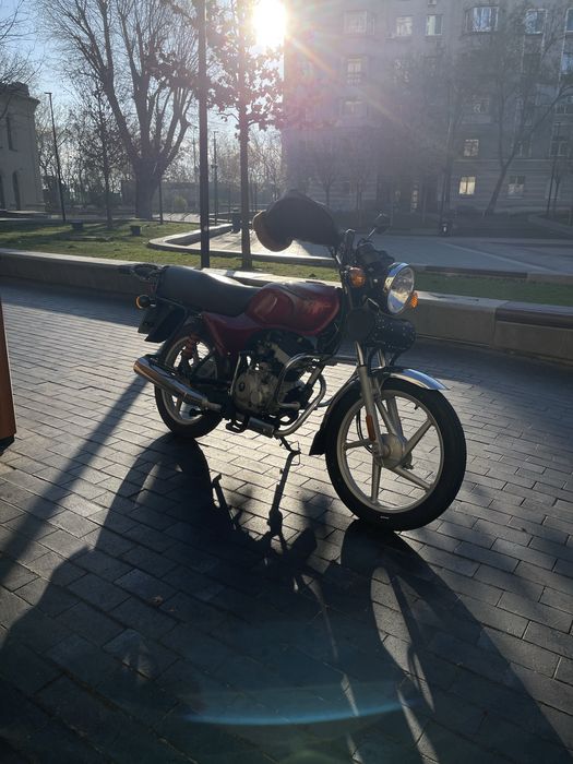 Оренда Мотоцикла Bajaj Boxer 100 , 150