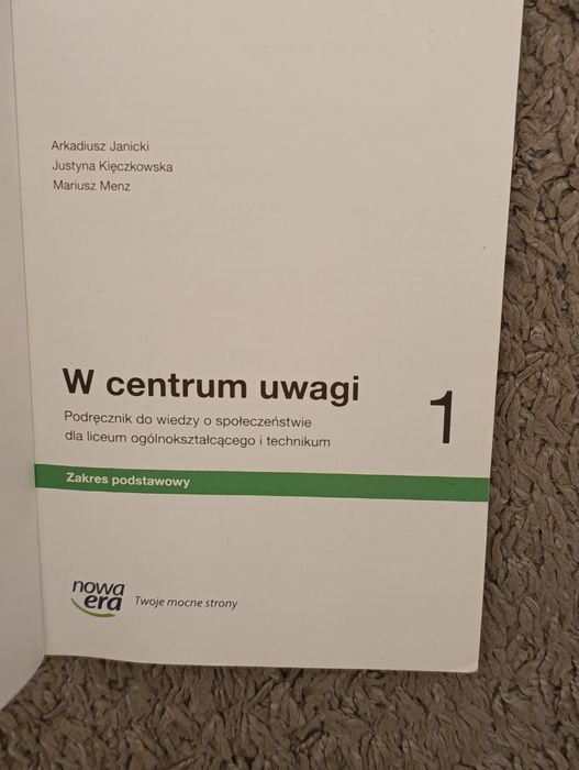 W centrum uwagi 1 podręcznik