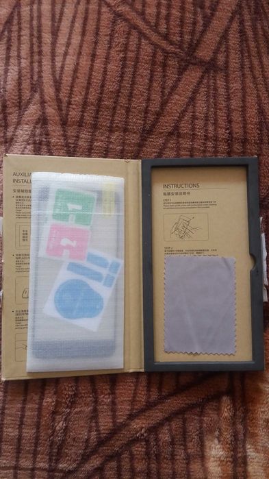 Защитное стекло