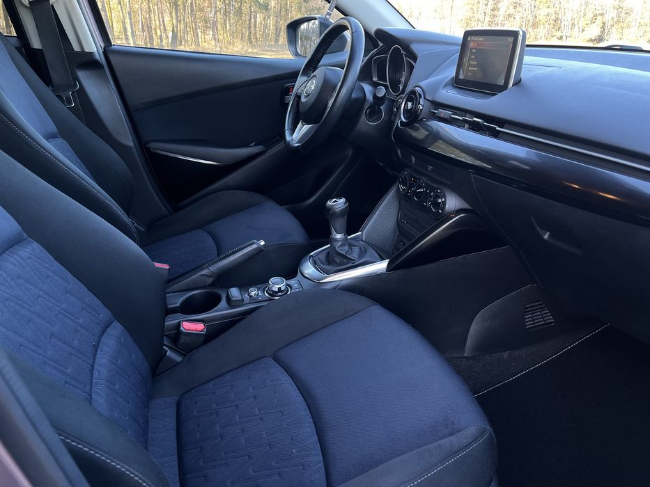 Mazda 2  Niski Przebieg 1.5 Niemcy Piękna