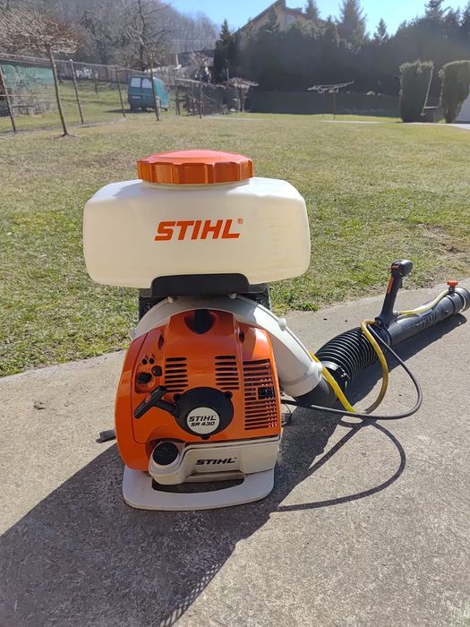 Opryskiwacz spalinowy